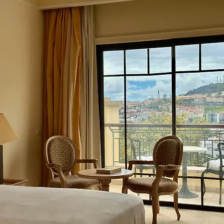 Quinta Gardens - Adults Only Hotel