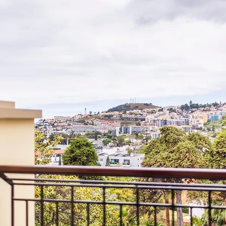 Quinta Gardens - Adults Only Hotel