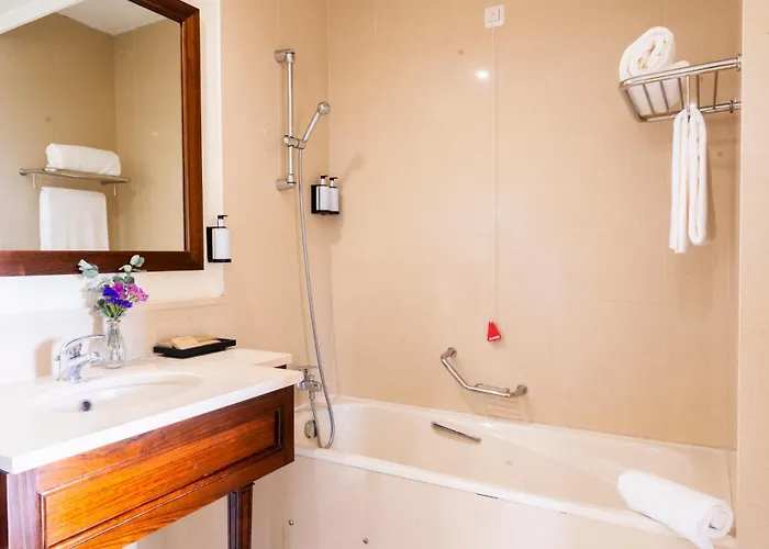 Quinta Gardens - Adults Only